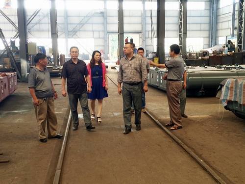 局相關部門對資陽片區單位進行節前安全檢查