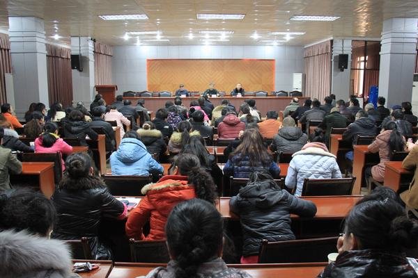 工程局機關召開職工大會