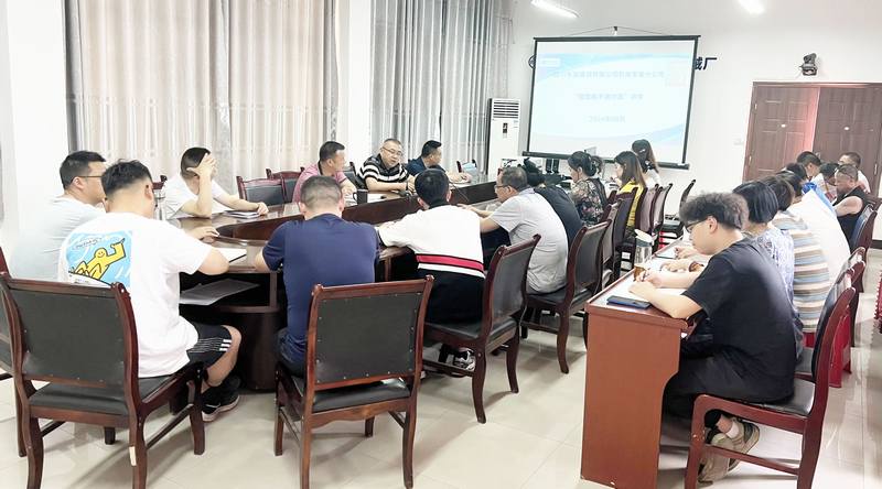 水發(fā)建設(shè)能手面對面——講日常安全生產(chǎn)、隱患排查
